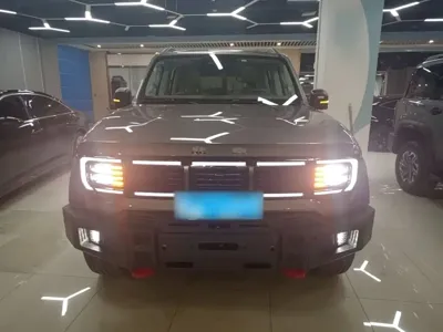Beijing Off-Road BJ40 2025, 15300 км, за 124800 CNY - фото 3