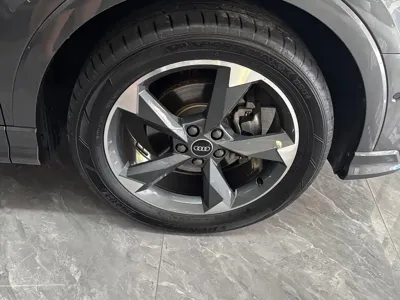 Audi Q3 2022, 22799 км, за 188800 CNY - фото 20