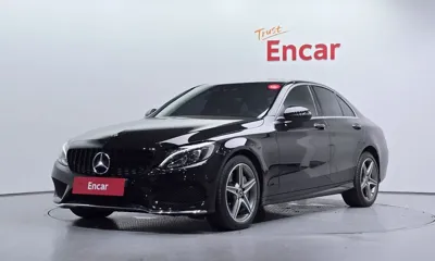 Mercedes-Benz C-Class · 2018 год