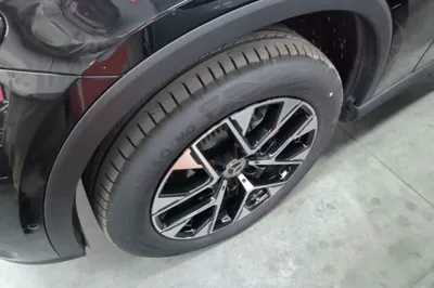 Mercedes-Benz GLC 2025, 18900 км, за 292387.46 CNY - фото 8