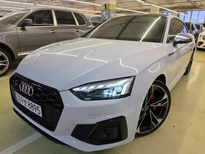Audi S5 · 2023 год