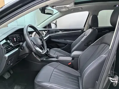 Volkswagen Passat 2023, 55599 км, за 103000 CNY - фото 7