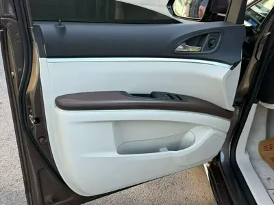 Buick GL8 2022, 140000 км, за 105000 CNY - фото 9