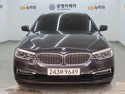 BMW 5-Series · 2020 год