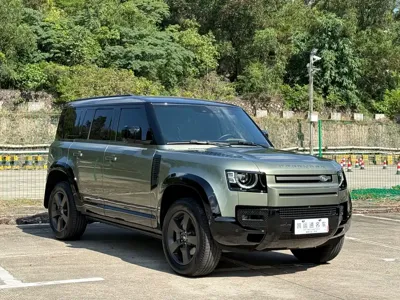 Land Rover Defender 2025, 21000 км, за 658000 CNY