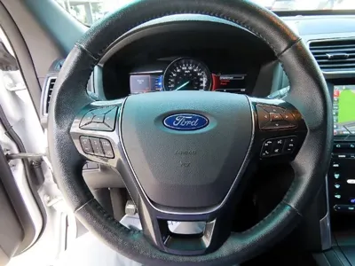 Ford Explorer 2017, 116577 км, за 12500000 KRW - фото 8