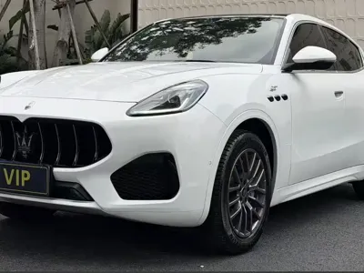 Maserati Grecale · 2023 год