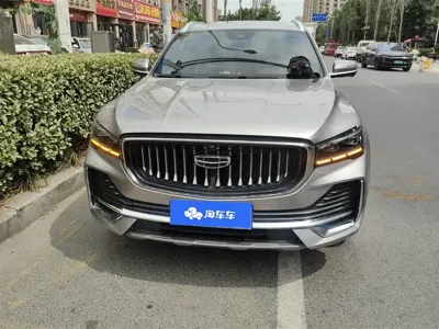 Geely Xingyue L 2021, 15600 км, за 81000 CNY