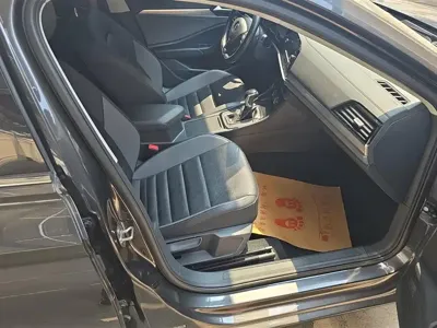 Volkswagen Sagitar 2019, 91600 км, за 53800 CNY - фото 8