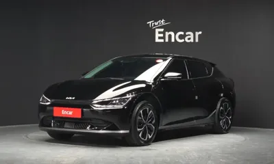 Kia EV6 · 2023 год