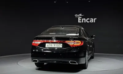 Hyundai Grandeur 2015, 199072 км, за 5990000 KRW