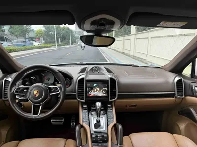 Porsche Cayenne 2015, 160000 км, за 144100 CNY - фото 8