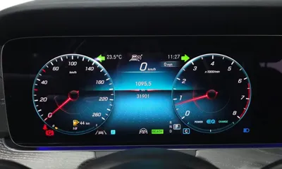 Mercedes-Benz E-Class 2022, 31901 км, за 44000000 KRW - фото 8