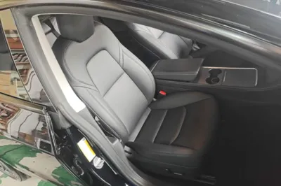 Tesla Model 3 2021, 142100 км, за 122730.54 CNY - фото 19