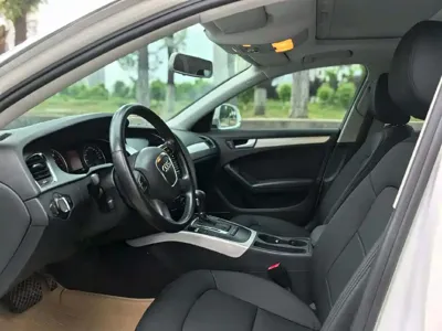 Audi A4L 2012, 160000 км, за 26600 CNY