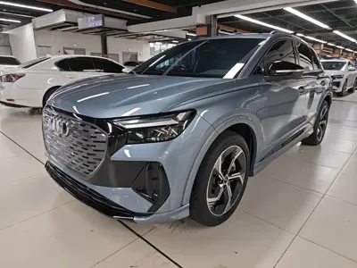 Audi Q4 e-tron · 2024 год
