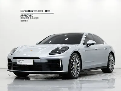 Porsche Panamera · 2025 год