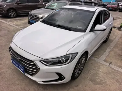Hyundai Elantra · 2017 год