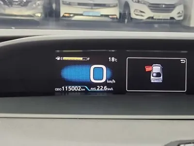 Toyota Prius 2018, 114999 км, за 13590000 KRW - фото 6