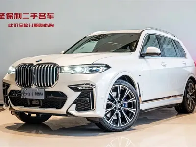 BMW X7 · 2020 год