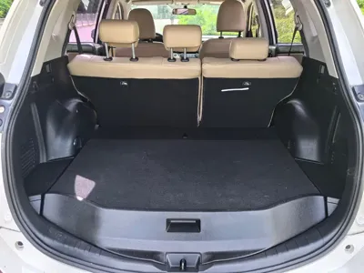 Toyota RAV4 2017, 93000 км, за 63800 CNY - фото 15