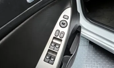 Hyundai Accent 2016, 107432 км, за 5900000 KRW - фото 17
