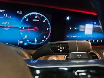 Mercedes-Benz E-Class 2021, 49127 км, за 41500000 KRW - фото 9