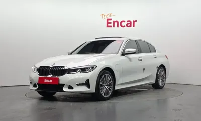 BMW 3-Series · 2021 год