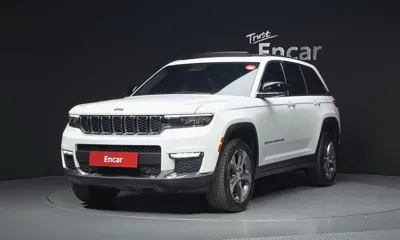 Jeep Cherokee · 2023 год