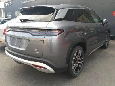 BYD L DM-i 2026, 100 км, за 125000 CNY - фото 3