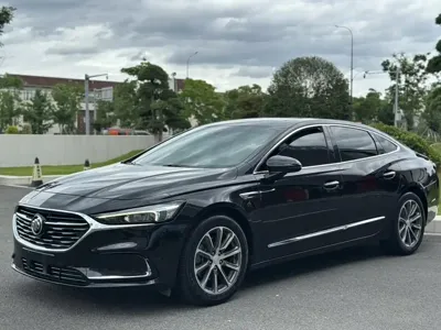 Buick LaCrosse · 2022 год