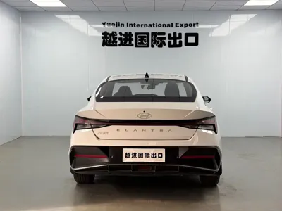 Hyundai Elantra 2023, 30000 км, за 106800 CNY - фото 9