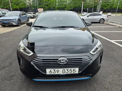 Hyundai Ioniq · 2016 год