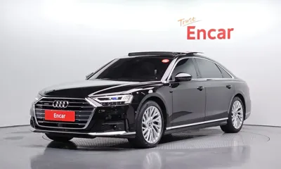 Audi A8 · 2021 год