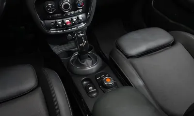 MINI Clubman 2022, 61471 км, за 23000000 KRW - фото 9
