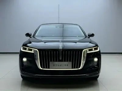Hongqi Hongqi H9 2022, 90000 км, за 128000 CNY