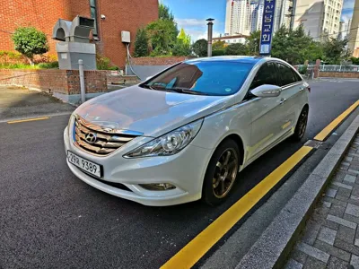 Hyundai Sonata · 2011 год