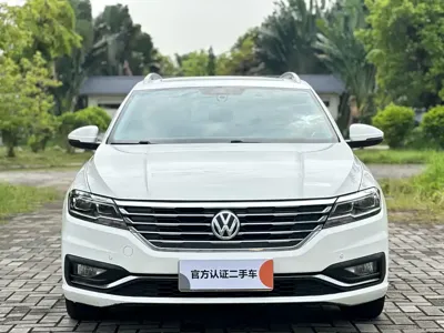 Volkswagen Lavida 2019, 70000 км, за 49800 CNY
