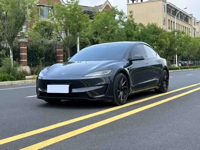 Tesla Model 3 · 2025 год