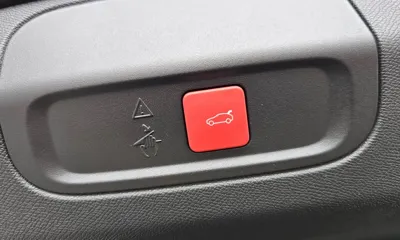 Peugeot 408 2025, 8195 км, за 44900000 KRW - фото 31