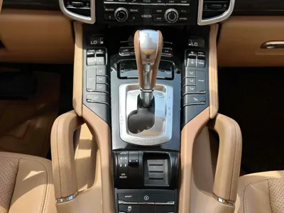 Porsche Cayenne 2015, 206580 км, за 18900000 KRW - фото 12