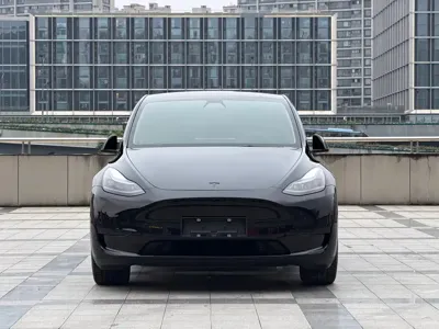 Tesla Model Y 2022, 70000 км, за 148800 CNY