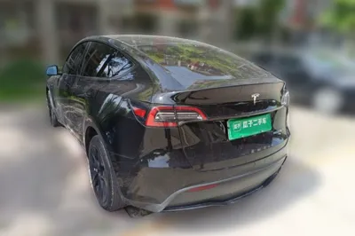 Tesla Model Y 2022, 89700 км, за 162430.68 CNY