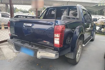 Isuzu D-MAX 2020, 70000 км, за 96748.7 CNY - фото 6