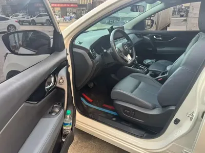 Nissan Qashqai 2025, 13000 км, за 102000 CNY