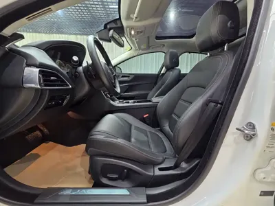 Jaguar XEL 2018, 33000 км, за 78800 CNY - фото 11