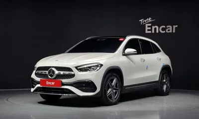 Mercedes-Benz GLA-Class · 2023 год