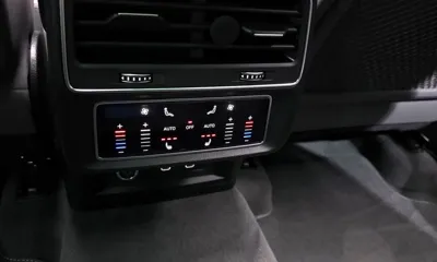 Audi Q8 2023, 24670 км, за 84000000 KRW - фото 31