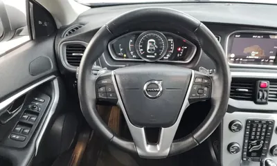 Volvo V40 2018, 106925 км, за 10500000 KRW - фото 13