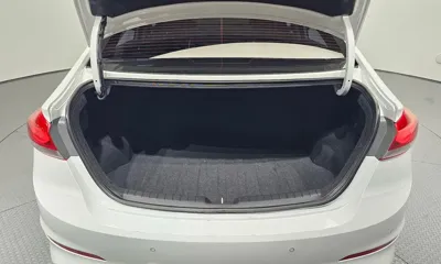 Hyundai Avante 2018, 118842 км, за 9900000 KRW - фото 16